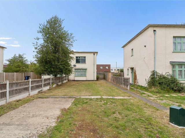 House for sale in East Tilbury, Essex