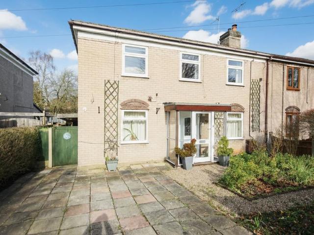 House for sale in Weaverham, Gorstage