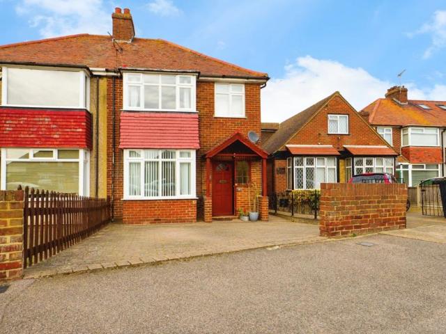 House for sale in Acol, Kent