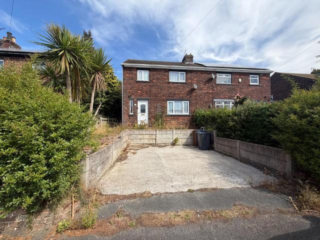 House for sale in Millhouse Green, South Yorkshire