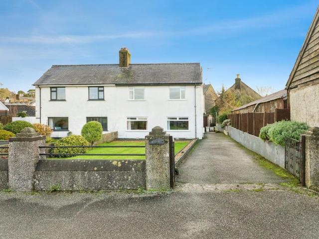 House for sale in Criccieth
