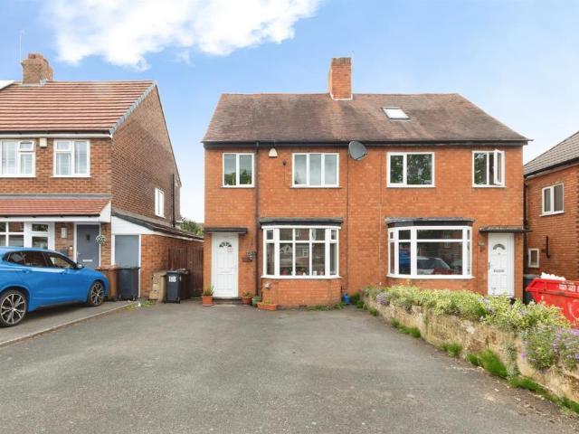 House for sale in Solihull Lodge, West Midlands