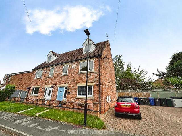 House for sale in Hatfield, South Yorkshire