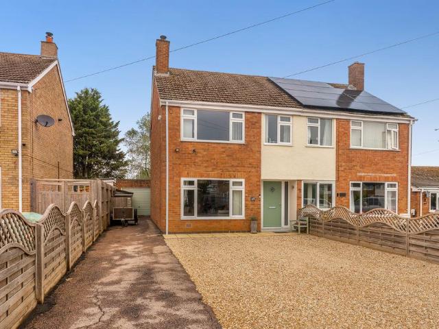 House for sale in Middleton Cheney, Northamptonshire