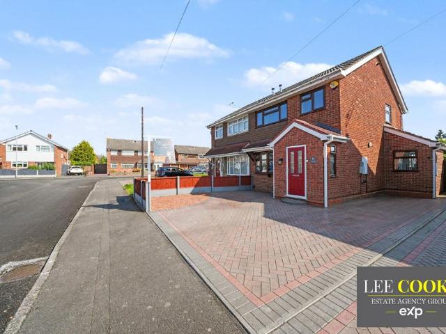 House for sale in Wednesfield, West Midlands