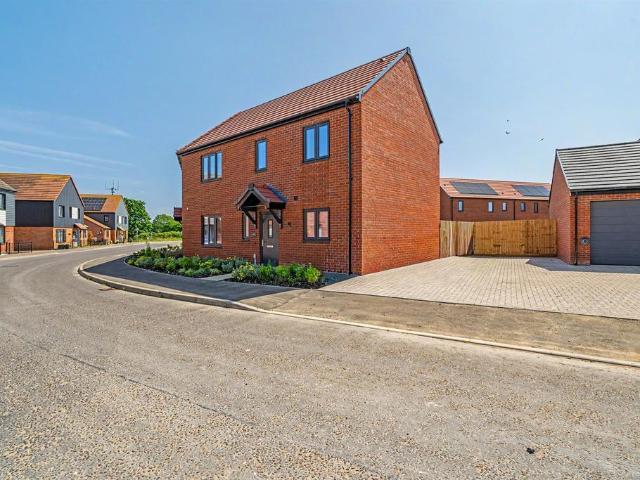 House for sale in Stokesby, Norfolk