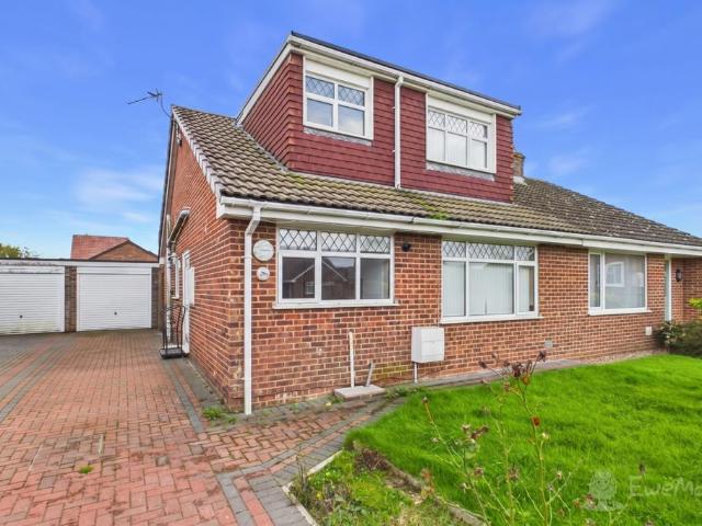 House for sale in Old Hawkinge, Folkestone and Hythe