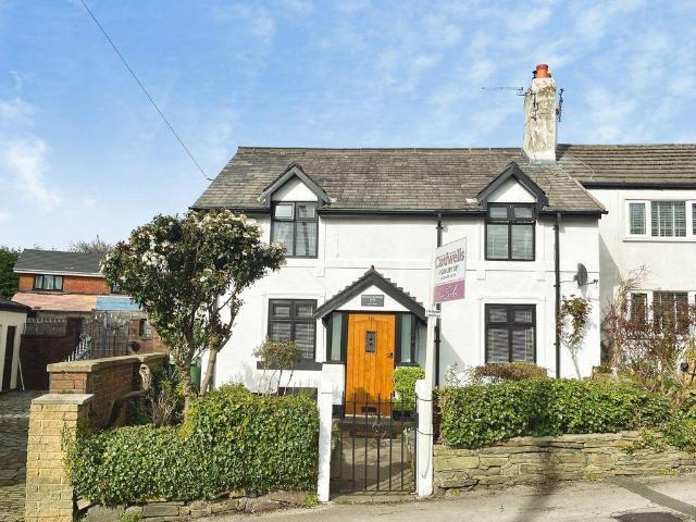 House for sale in Bradshaw, Lee Bank