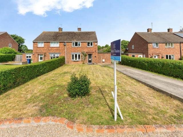 House for sale in Healing, North East Lincolnshire