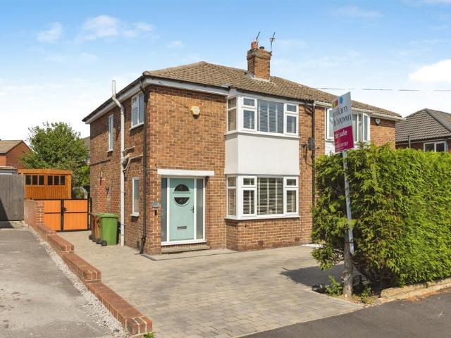 House for sale in Heath, West Yorkshire