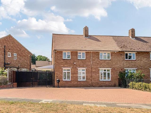 House for sale in Hayes, Greater London