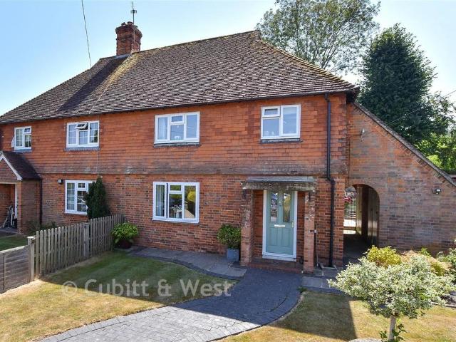 House for sale in Littlecote, West Sussex