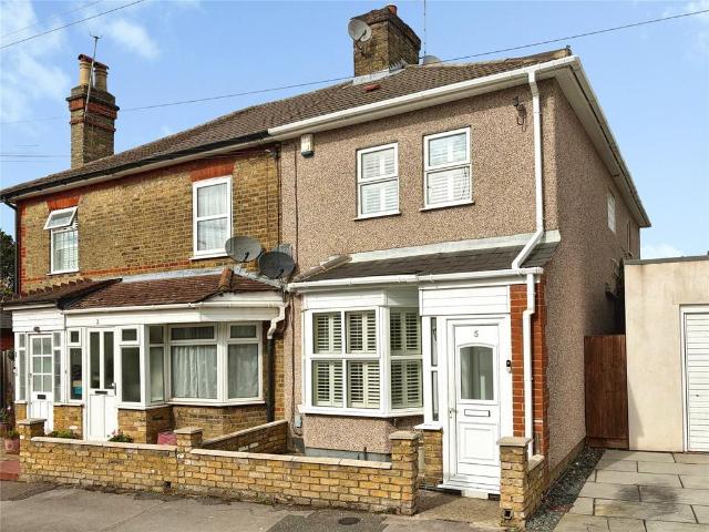 House for sale in The Galleries, Brentwood