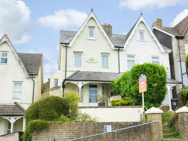 House for sale in Ash, Kent