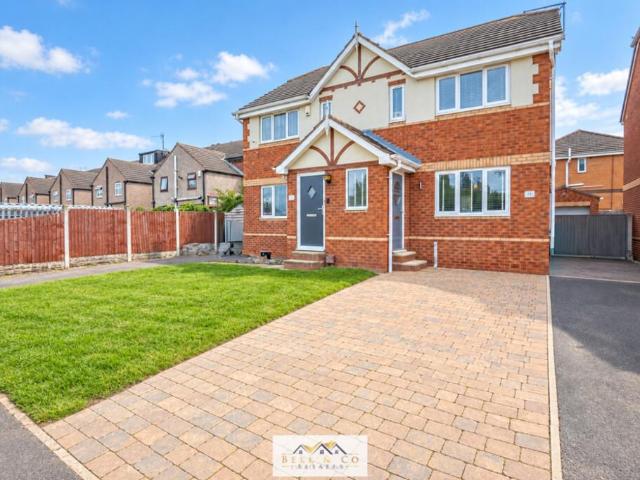House for sale in Kiveton Park, South Yorkshire