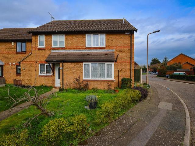 House for sale in North Shoebury, Alton Barnes