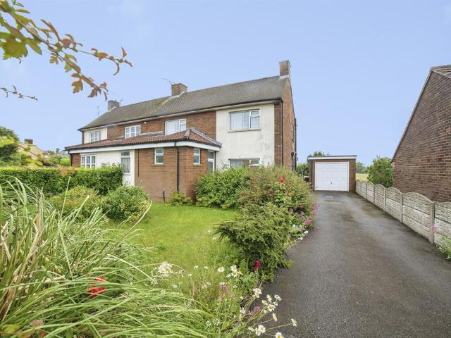 House for sale in Elmton, East Midlands