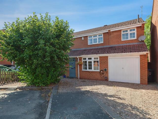 House for sale in Stanford On Avon, Leicestershire