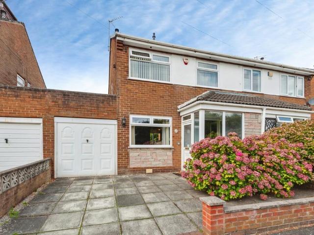 House for sale in Upton Rocks, Widnes