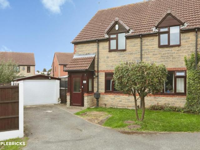 House for sale in Throapham, Rotherham