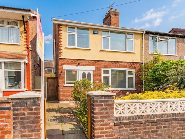 House for sale in Crosby, Sefton
