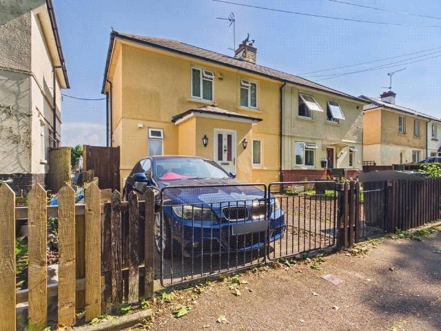 House for sale in Gloucester, Gloucestershire