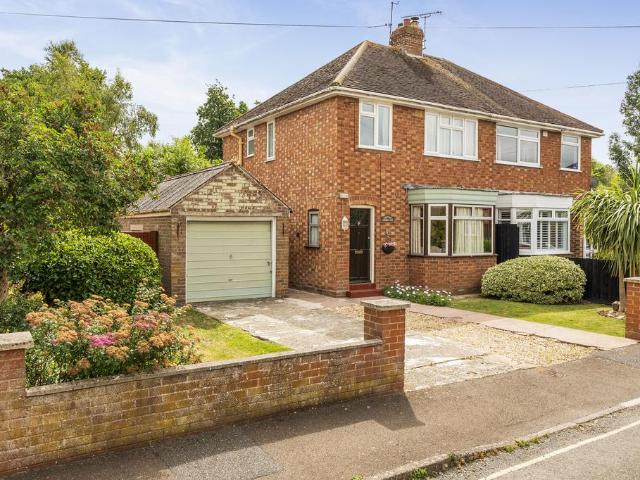 House for sale in Holway, Rumwell