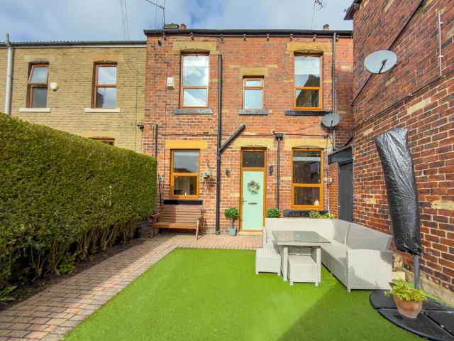 House for sale in Gomersal, West Yorkshire