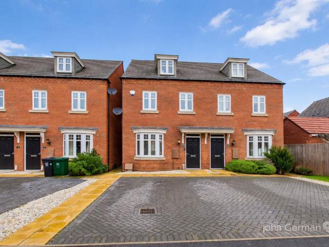 House for sale in Drakelow Park, Egginton
