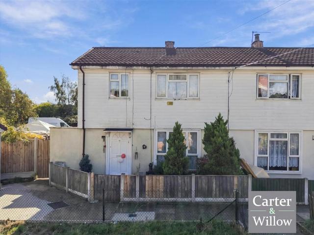 House for sale in London Borough of Barking and Dagenham, Greater London