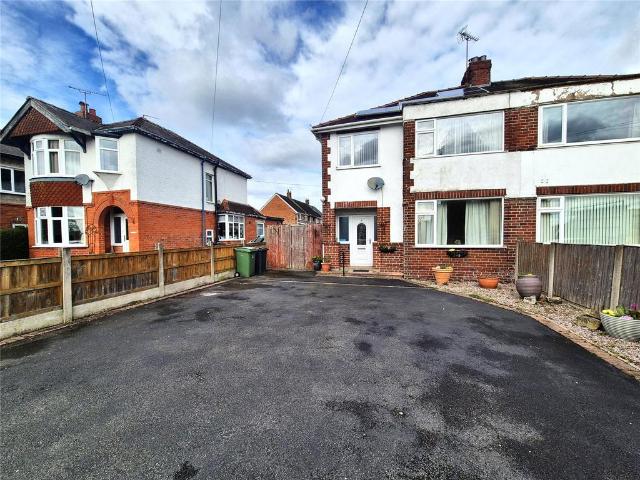 House for sale in Rhostyllen, Wales