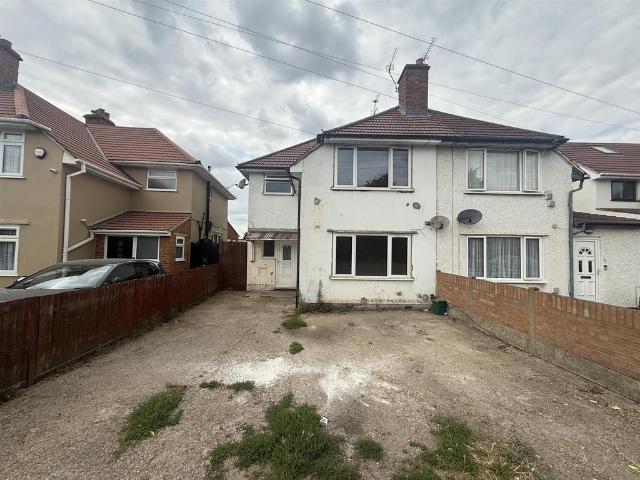 House for sale in London Borough of Hounslow, Greater London