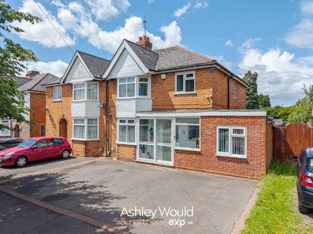 House for sale in Hall Green, West Midlands