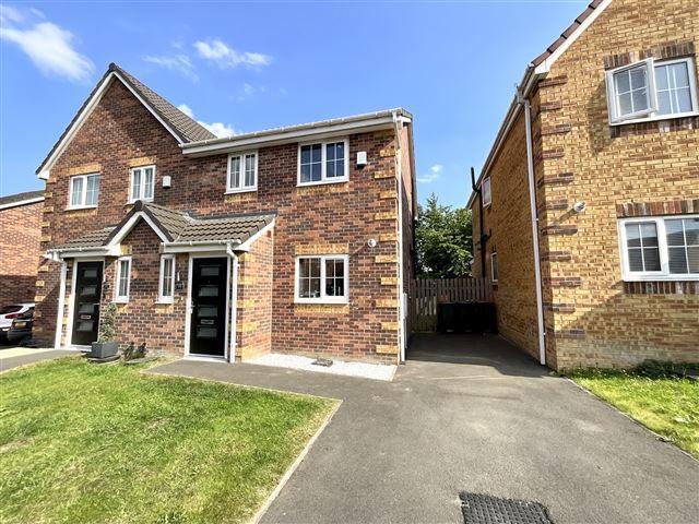 House for sale in Aston cum Aughton, Aston