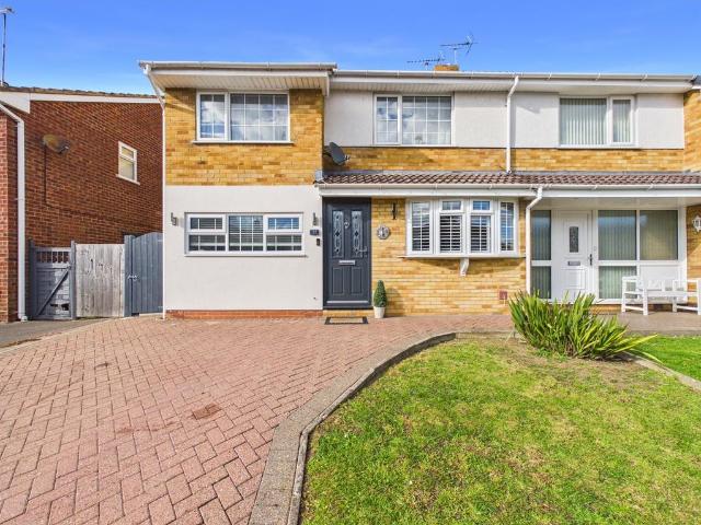 House for sale in Gloucester, Gloucestershire