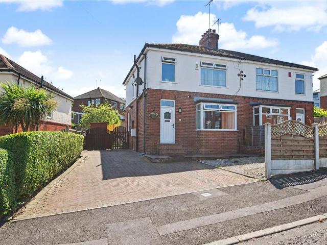 House for sale in Pudsey, West Yorkshire
