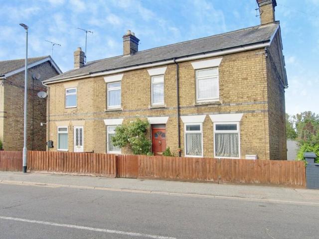 House for sale in Doddington, Fenland