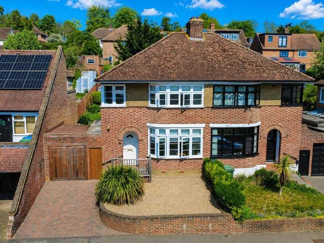 House for sale in Pouchen End, Hertfordshire
