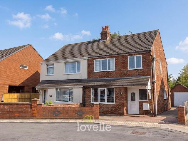 House for sale in Scartho, North East Lincolnshire