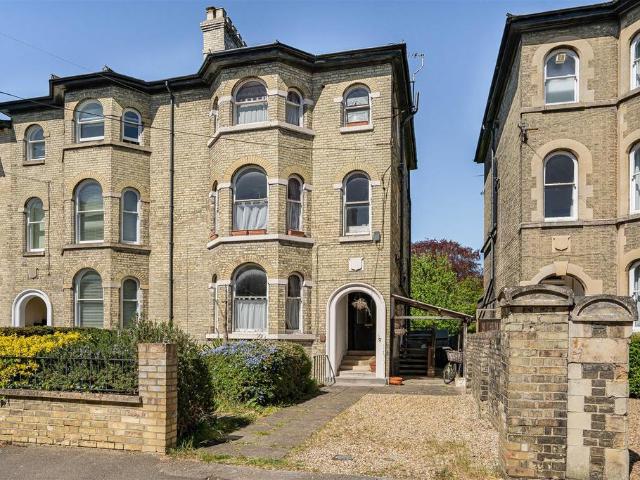 House for sale in Arbury, Cambridgeshire
