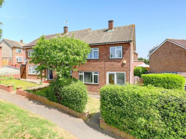 House for sale in Kings Hill, Colliers End