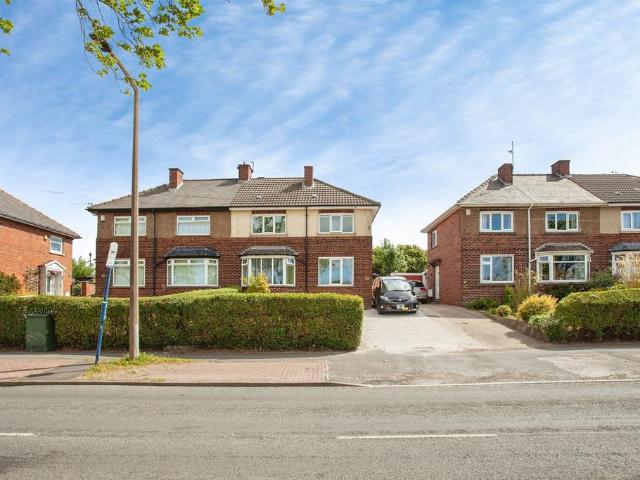House for sale in Clifton, South Yorkshire