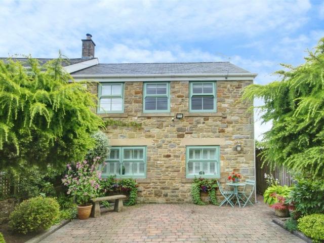 House for sale in Esh