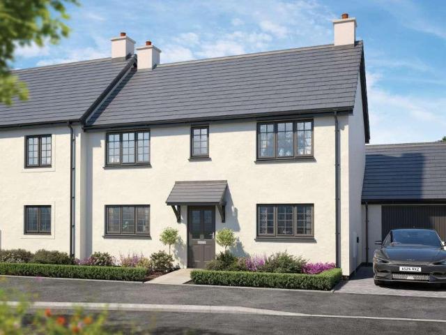 House for sale in Newquay, Cornwall