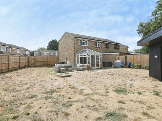 House for sale in Leybourne, Tonbridge and Malling