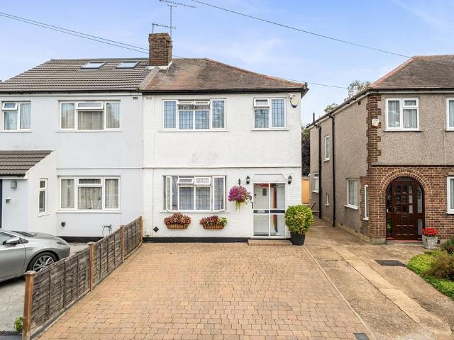 House for sale in Greater London