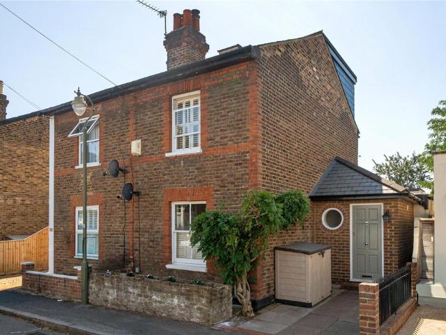 House for sale in Blackhills, Surrey
