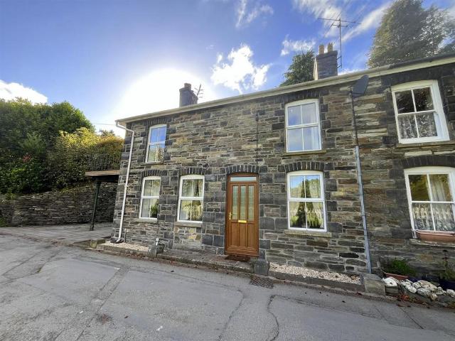 House for sale in Rhayader, Wales