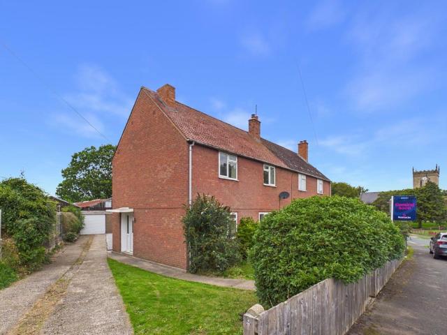 House for sale in North Newbald, East Riding Of Yorkshire