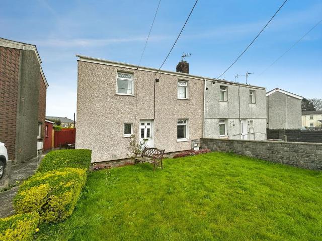 House for sale in Pyle